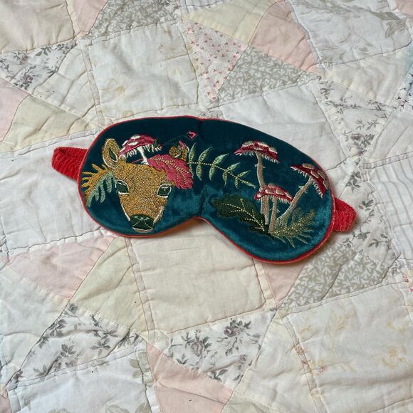 American Vintage Accessories - vintage thick padded whimsical doe and toadstool mushroom sleeping mask